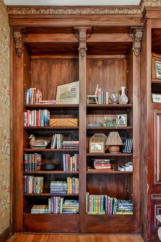 5147 S Farm Road 181, Springfield, MO 65804