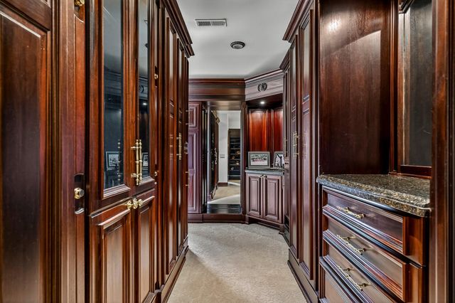 5147 S Farm Road 181, Springfield, MO 65804