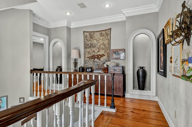 5147 S Farm Road 181, Springfield, MO 65804