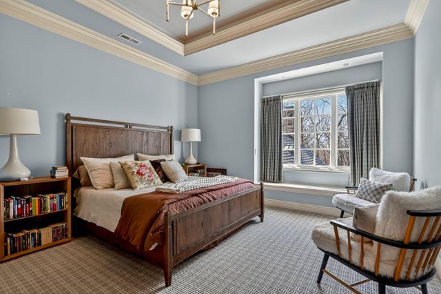 5147 S Farm Road 181, Springfield, MO 65804