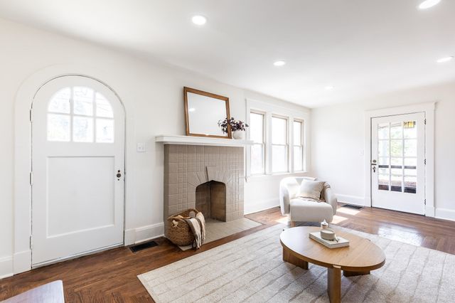 119 Bonnie Leslie Avenue, Bellevue, KY 41073