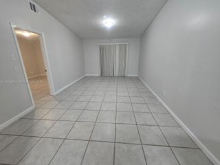 9287 NW 18th St, Pembroke Pines, FL 33024