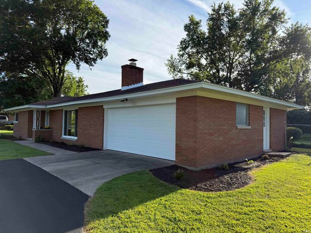 61439 Miami Road, South Bend, IN 46614