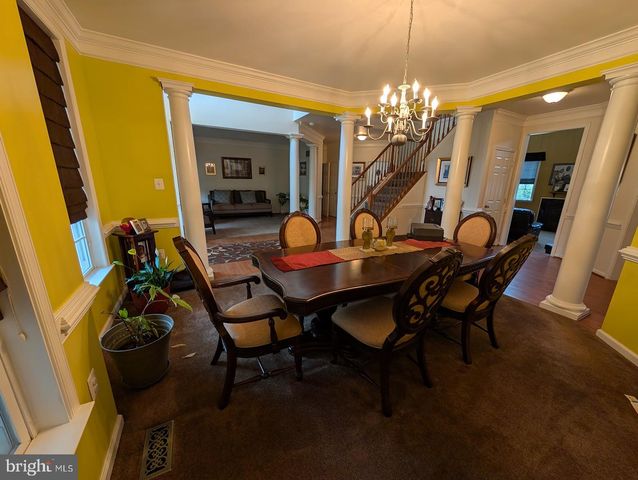 5 TURNOUT LN, Etters, PA 17319