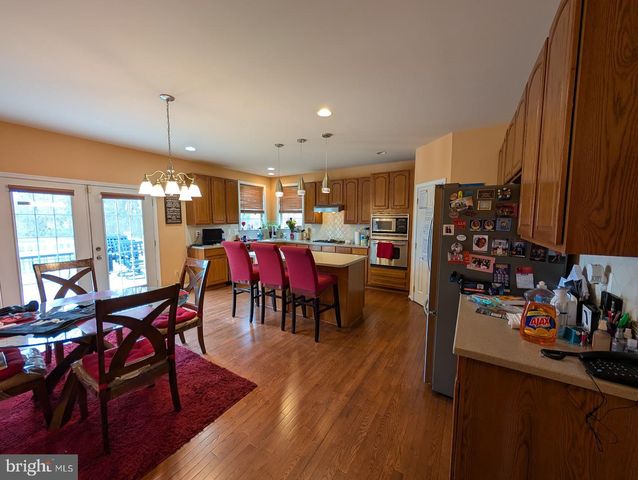 5 TURNOUT LN, Etters, PA 17319