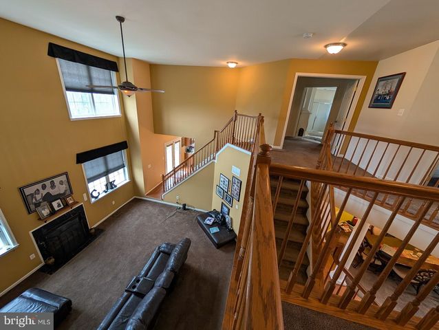 5 TURNOUT LN, Etters, PA 17319