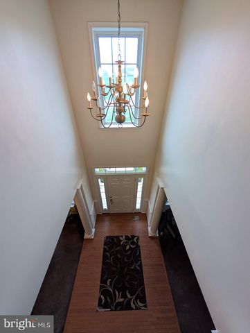 5 TURNOUT LN, Etters, PA 17319