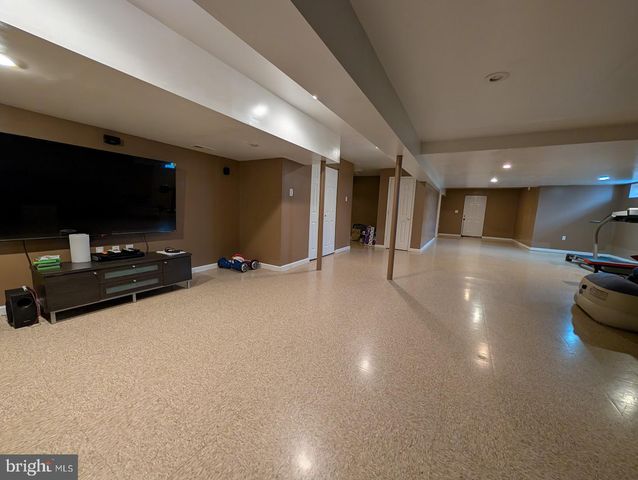 5 TURNOUT LN, Etters, PA 17319