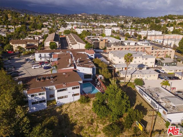 3030 Valle Vista Drive 27, Los Angeles, CA 90065