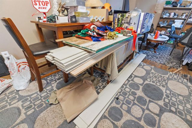 305 W Rednour St, Oakesdale, WA 99158