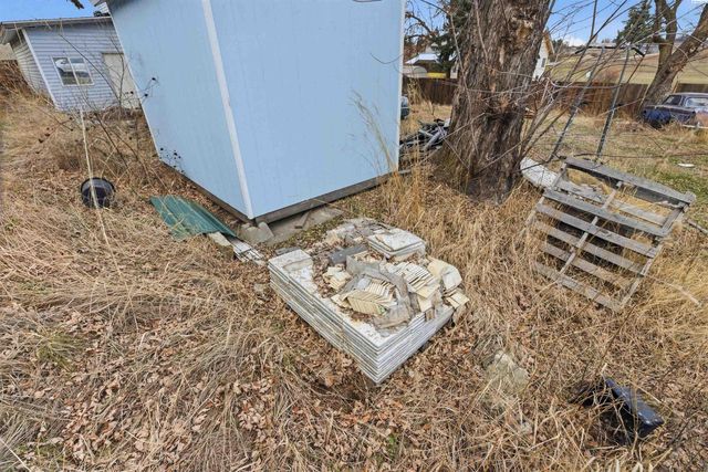 305 W Rednour St, Oakesdale, WA 99158