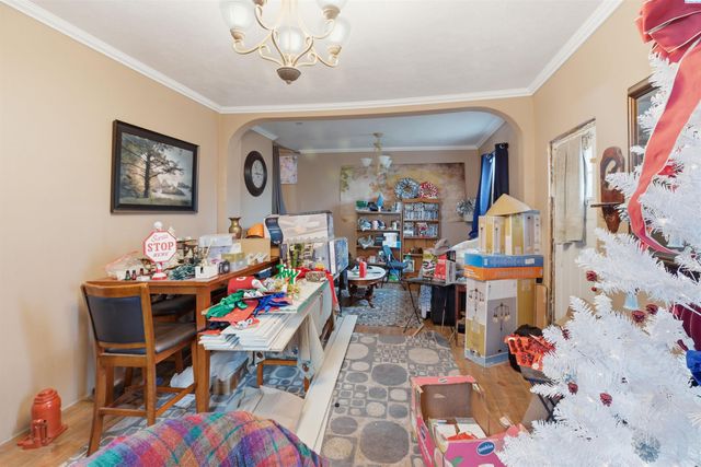 305 W Rednour St, Oakesdale, WA 99158