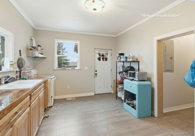 305 W Rednour St, Oakesdale, WA 99158