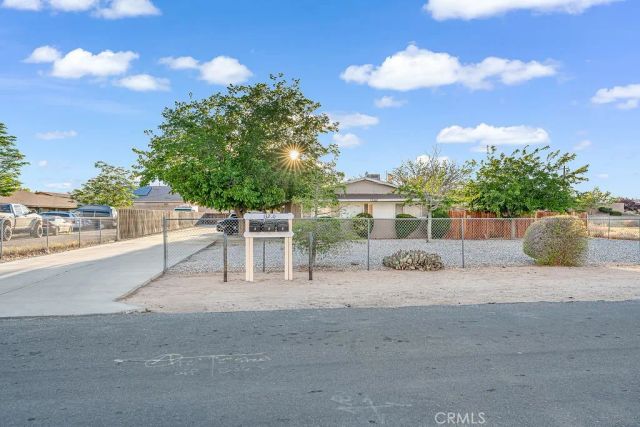 13250 Mohawk, Apple Valley, CA 92308
