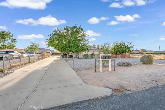 13250 Mohawk, Apple Valley, CA 92308
