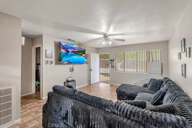 13250 Mohawk, Apple Valley, CA 92308