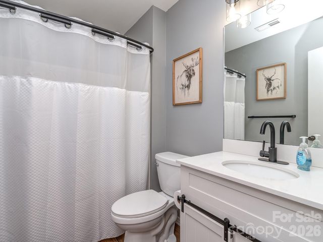 8723 Crestview Drive, Waxhaw, NC 28173