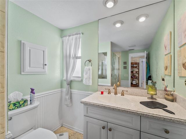 896 S VENICE BOULEVARD, Venice, FL 34293