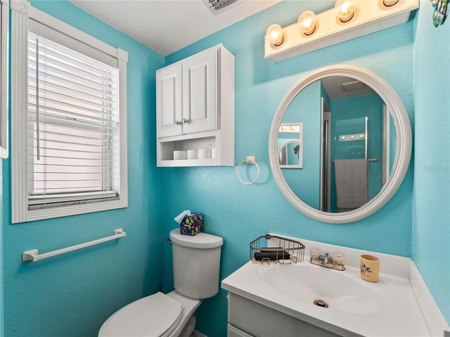 896 S VENICE BOULEVARD, Venice, FL 34293