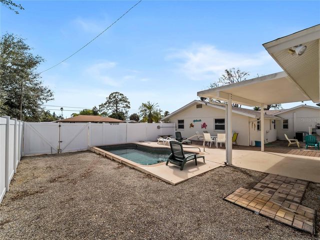 896 S VENICE BOULEVARD, Venice, FL 34293