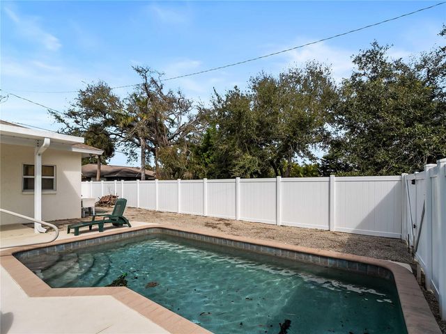 896 S VENICE BOULEVARD, Venice, FL 34293