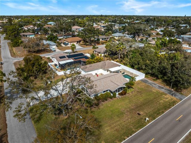 896 S VENICE BOULEVARD, Venice, FL 34293