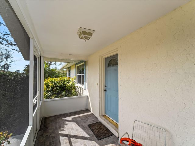 896 S VENICE BOULEVARD, Venice, FL 34293