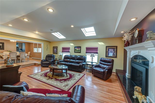 11 Meehan Lane, Coram, NY 11727