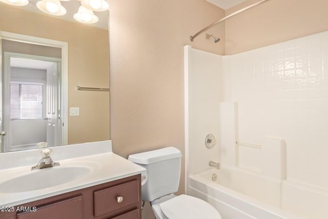 3570 S MOCCASIN Trail, Gilbert, AZ 85297