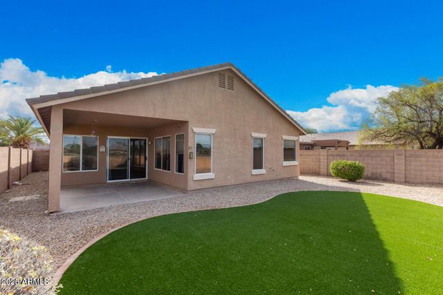 3570 S MOCCASIN Trail, Gilbert, AZ 85297