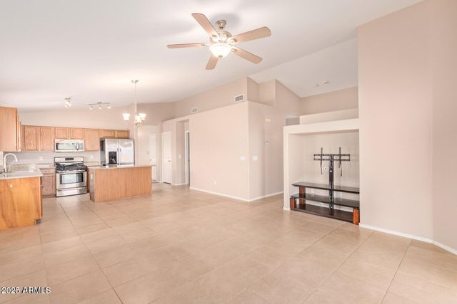 3570 S MOCCASIN Trail, Gilbert, AZ 85297