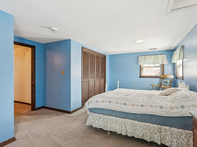 2956 Rhodes Avenue, Melrose Park, IL 60164