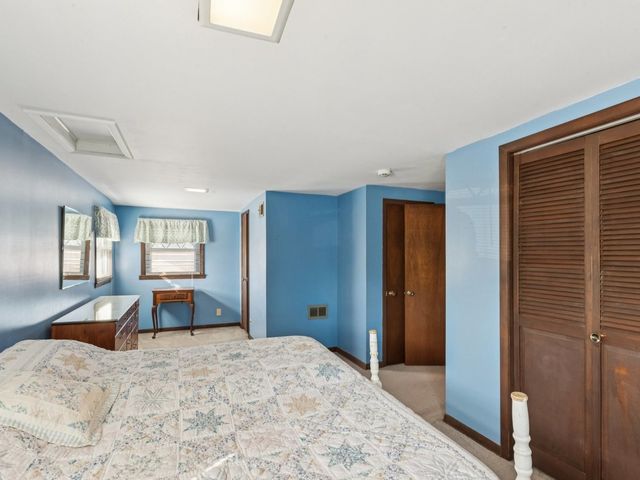 2956 Rhodes Avenue, Melrose Park, IL 60164