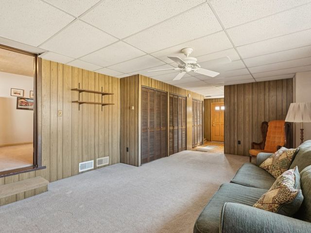 2956 Rhodes Avenue, Melrose Park, IL 60164