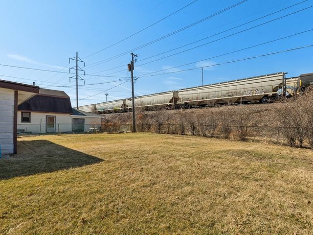 2956 Rhodes Avenue, Melrose Park, IL 60164