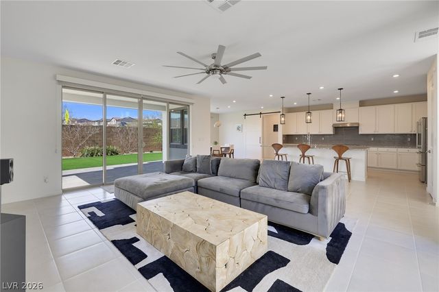 8311 Skye Highlands Street, Las Vegas, NV 89166