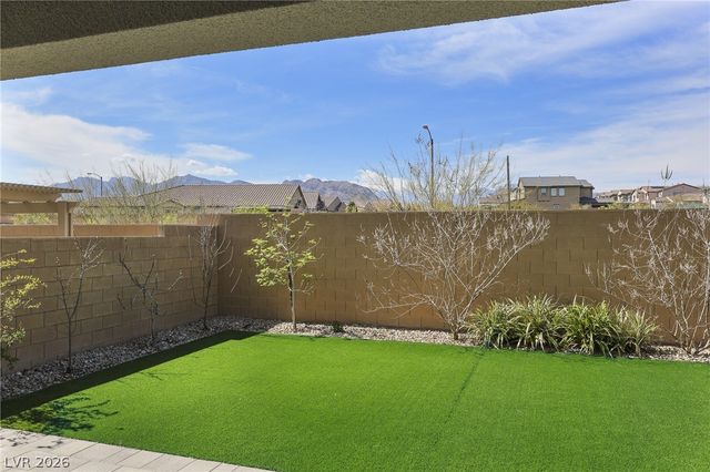 8311 Skye Highlands Street, Las Vegas, NV 89166