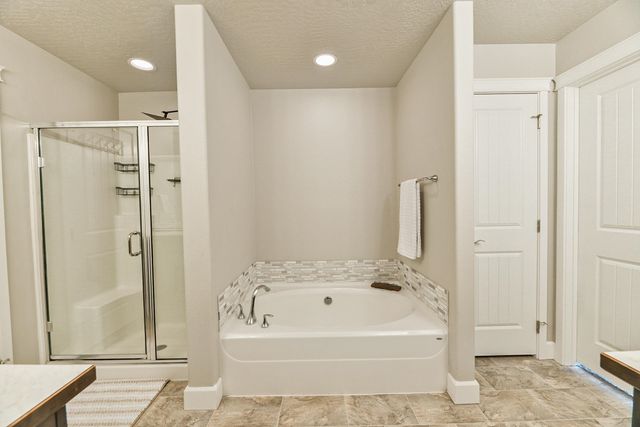 2820 W Helens Ln, Spokane, WA 99208