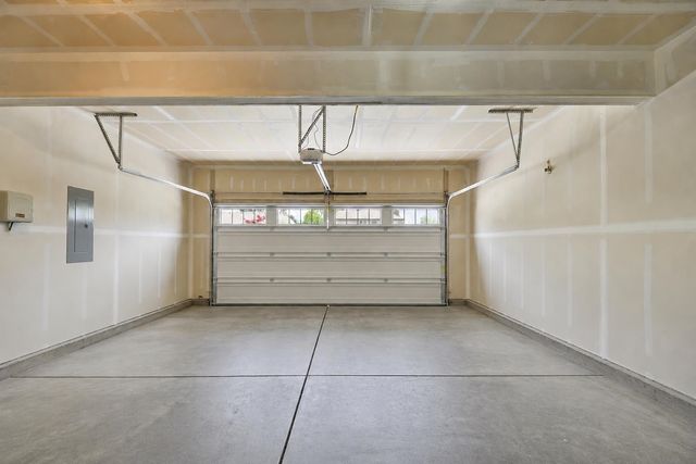 2820 W Helens Ln, Spokane, WA 99208