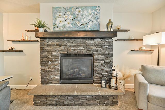 2820 W Helens Ln, Spokane, WA 99208