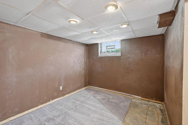 834 Iroquois Avenue, Saint Paul, MN 55119