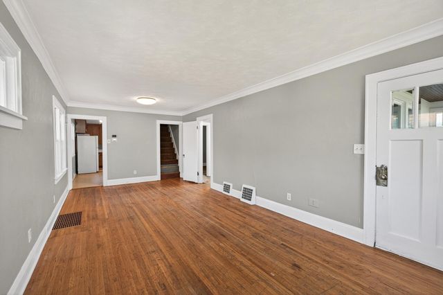 834 Iroquois Avenue, Saint Paul, MN 55119