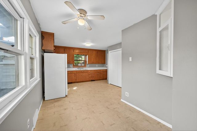 834 Iroquois Avenue, Saint Paul, MN 55119