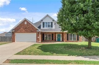 1000 Walker Street, Centerton, AR 72719