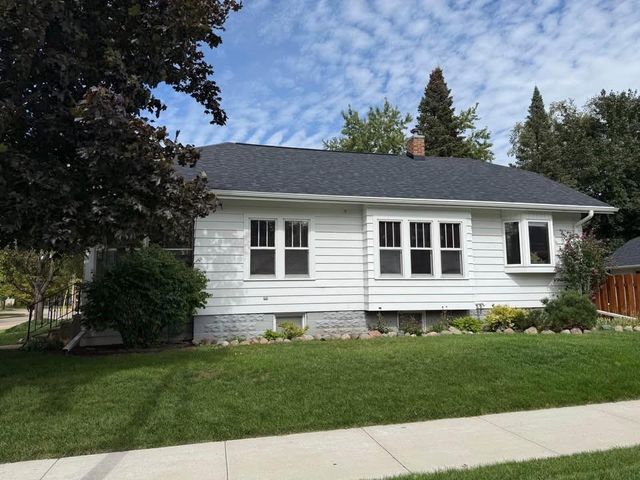932 Sawyer Street, Oshkosh, WI 65250