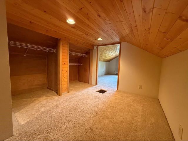932 Sawyer Street, Oshkosh, WI 65250