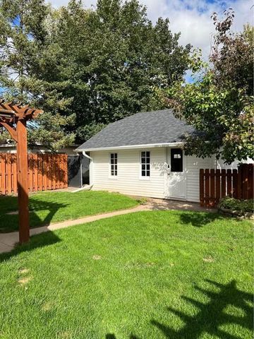 932 Sawyer Street, Oshkosh, WI 65250