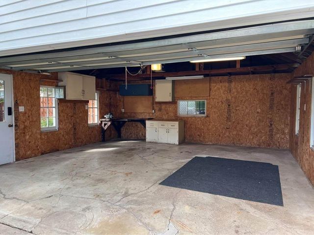 932 Sawyer Street, Oshkosh, WI 65250