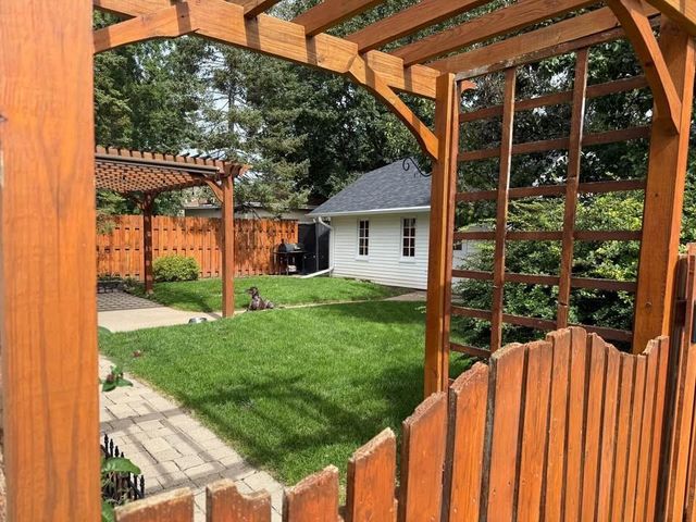 932 Sawyer Street, Oshkosh, WI 65250