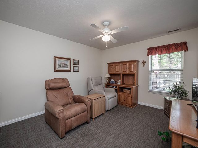 312 E Evergreen Road, Evansville, IN 47711